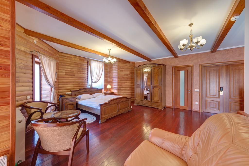 Hotel Perlyna Karpat バコヴェル エクステリア 写真