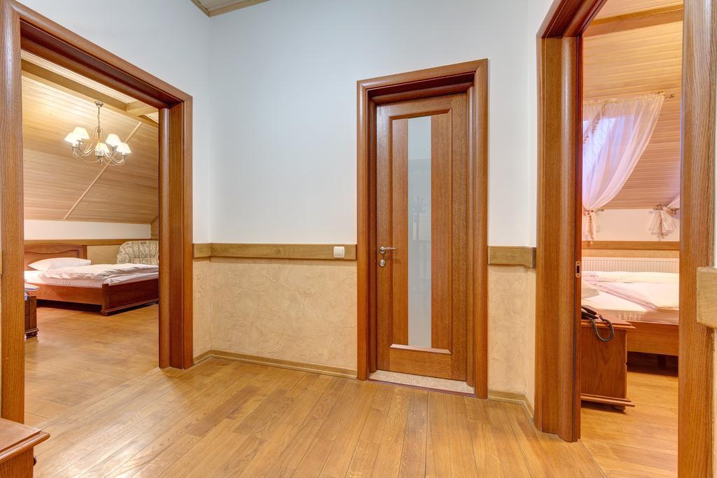 Hotel Perlyna Karpat バコヴェル エクステリア 写真